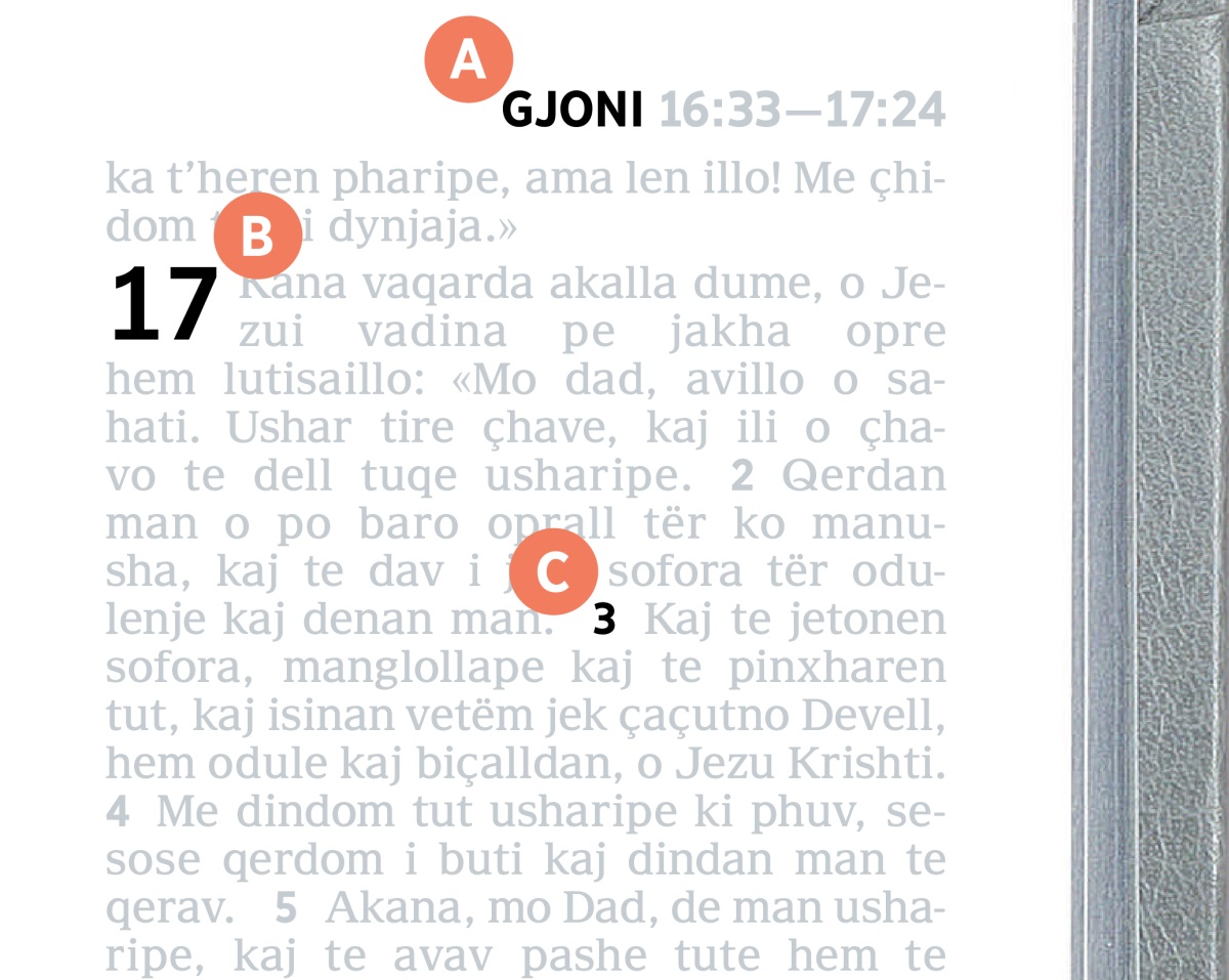O kale gërme mot’hovena o veçorie A, B, hem C ko faqe e Biblaqe.