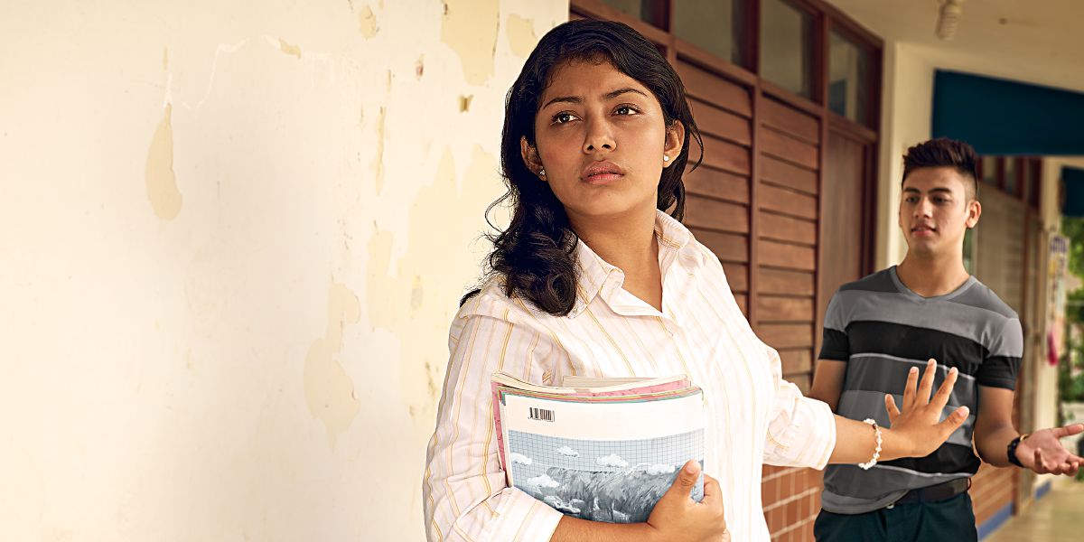 Iech tărni phenel zurales ieche tărnesche că ci camel te cherel sexo leia