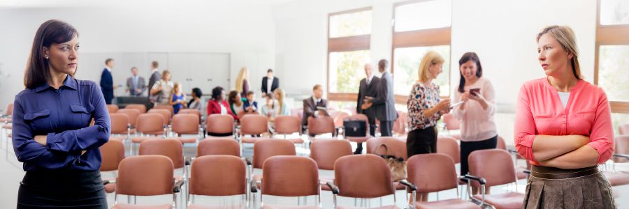 Alongo awiri akucedza mwakutsandzaya