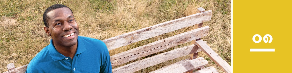 သင်ခန်းစာ ၈။ ခုံတန်းရှည်မှာ ထိုင်ပြီး ကောင်းကင်ကို ငေးကြည့်နေသူ။