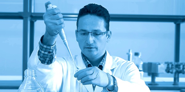 Frédéric Dumoulin pri práci