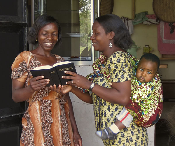 Ženy sa rozprávajú o Biblii