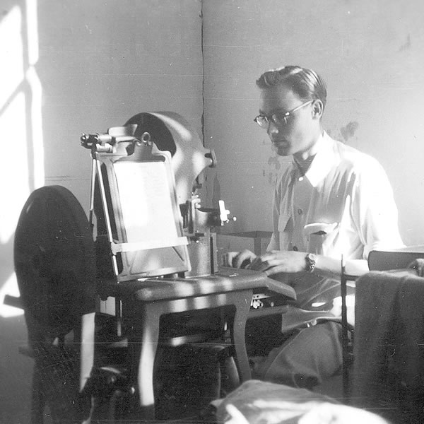 Richard pri práci v Bételi