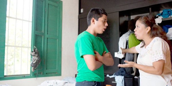 Matka sa háda so synom