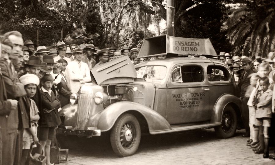 Auto s ampliónmi v Brazílii