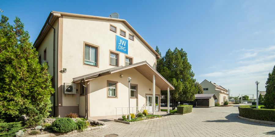 Pobočka v Kirgizsku