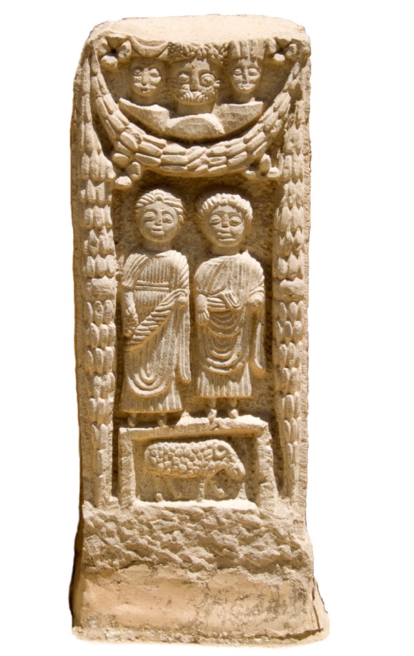 Dombo repaguva rina vanamwari vatatu vemuAfrica nevatatu vekuRoma