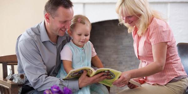 Ivars Vigulis nemudzimai wake vachidzidzisa mwana wavo nezveparadhiso