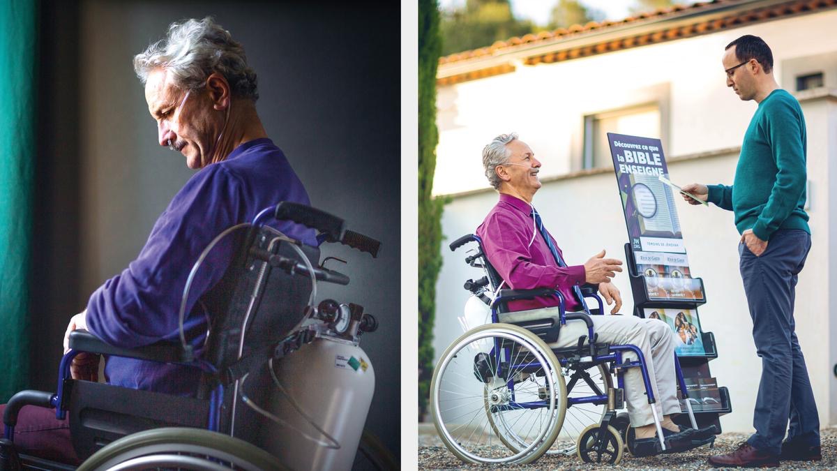 Titfombe: 1. Umzalwane lodvumatekile uhleti ku-wheelchair futsi uphefumula ngeliphayiphi. 2. Lomzalwane ujabulile njengobe acoca nendvodza lete encoleni.