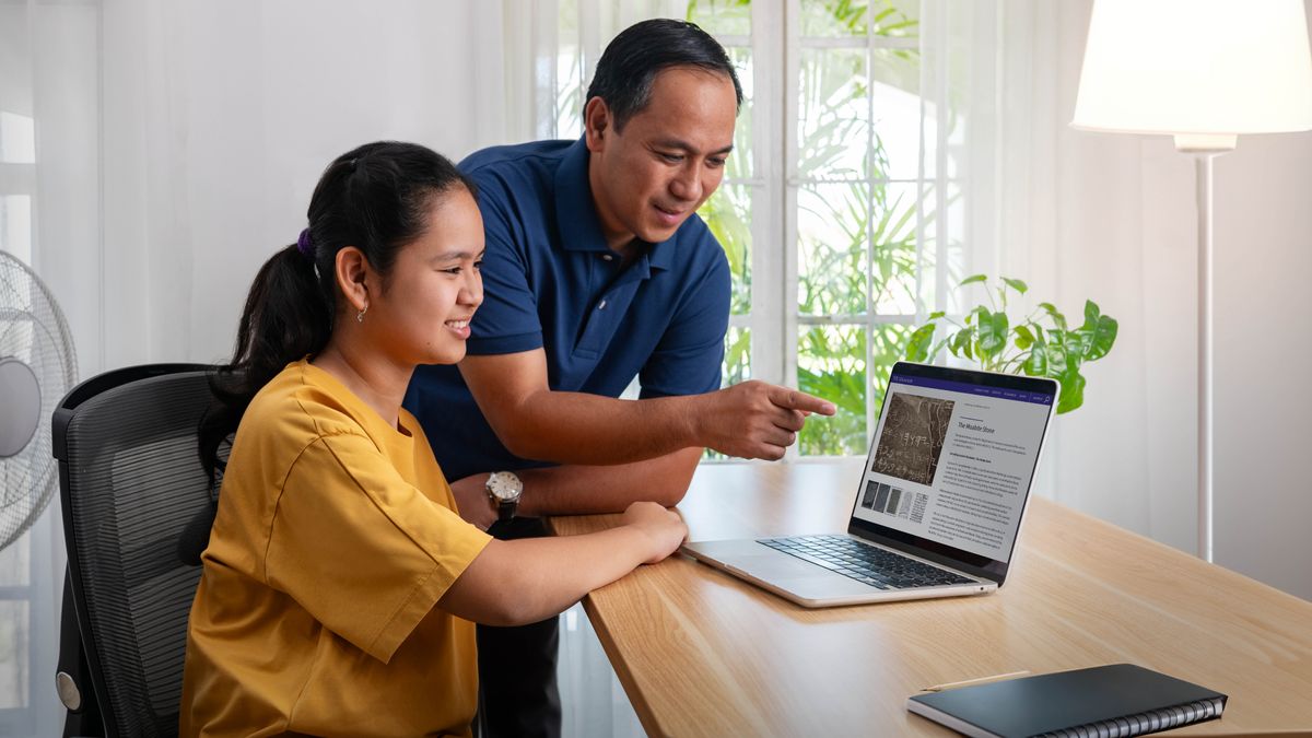 Babe nendvodzakati yakhe babuka i-website yasemsamo ku-computer.