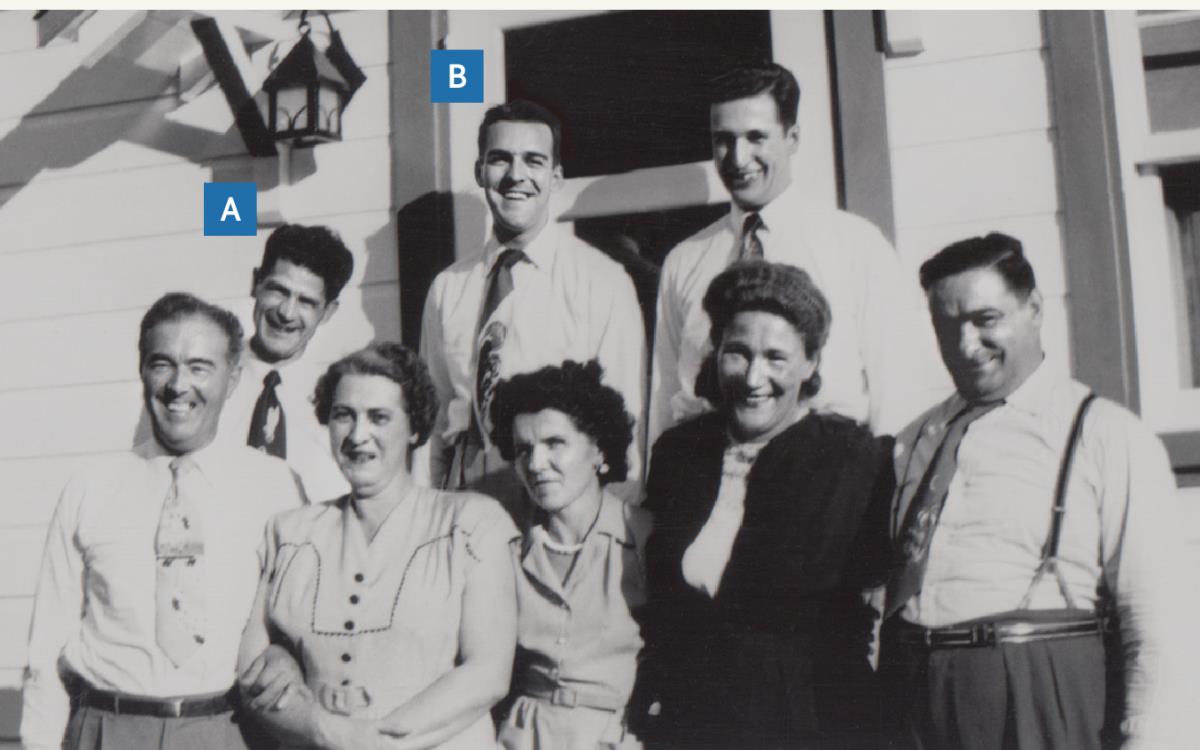 Léonce Crépeault ga̱jma̱a̱ John Rae gajmíi̱n tikhun bi̱ nambájxu gajmiin.