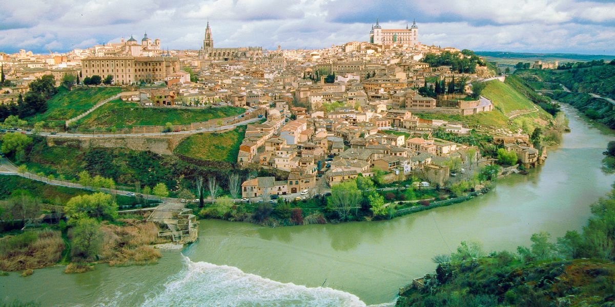 Toledo, sidade ida iha España neʼebé simu turista barak