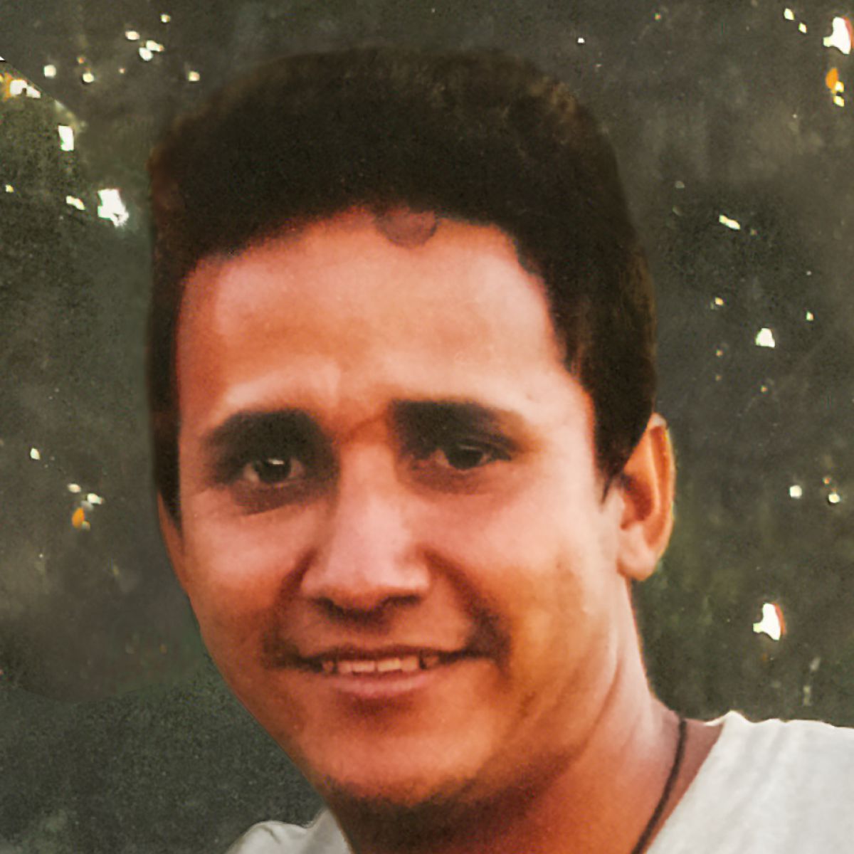 Mario Antúnez iha tempu joven, antes sai Testemuña ba Jeová.