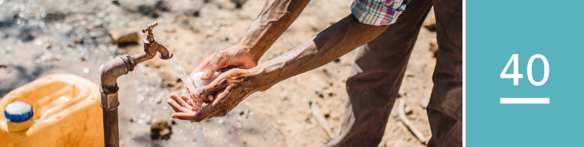 40వ పాఠం. ఒకాయన సబ్బుతో, నీళ్లతో చేతులు కడుక్కుంటున్నాడు.