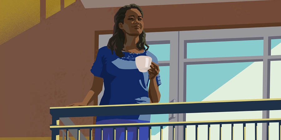 ሓንቲ ሰበይቲ ኣልኮላዊ መስተ ዘይኰነ ነገር ትሰቲ