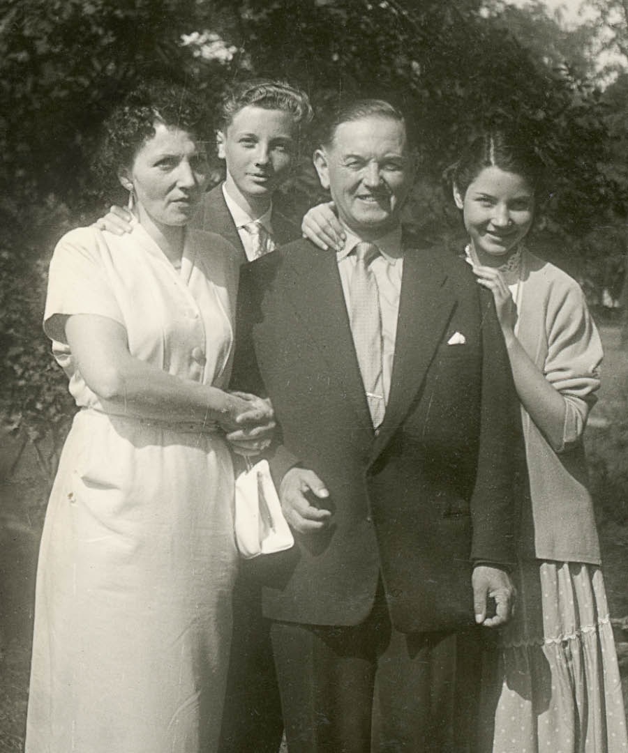 Manfred Tonak maşgalasy bilen Germaniýada, 1950-nji ýyllar