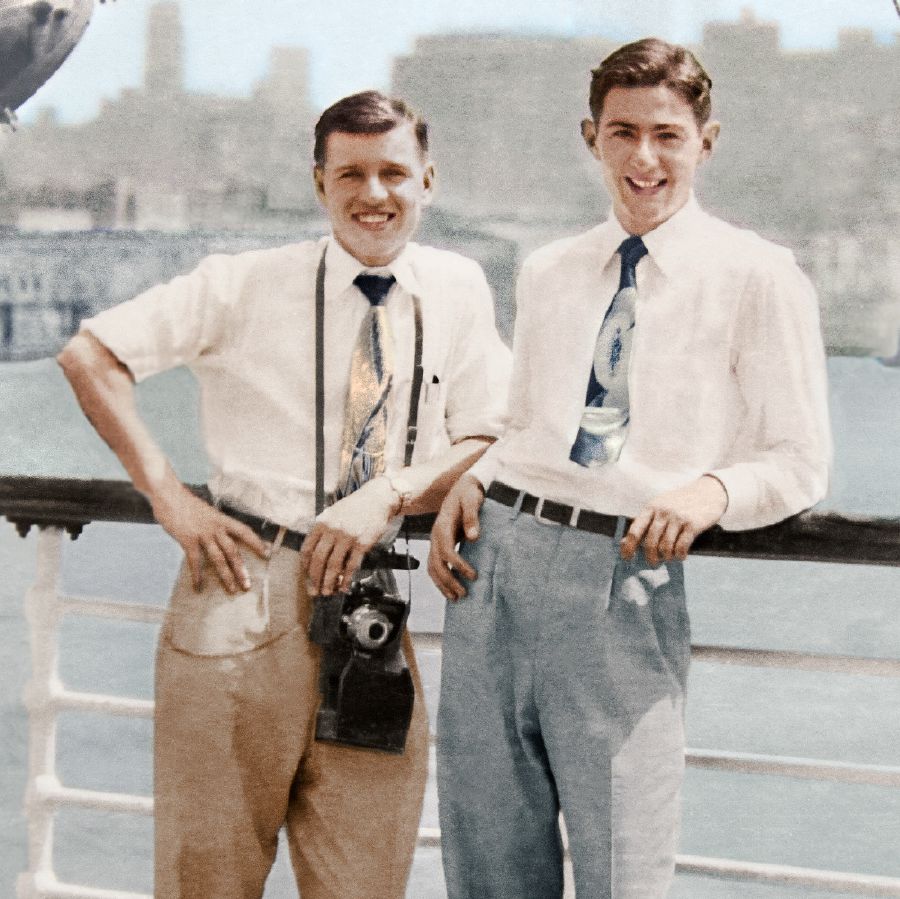 Denton Hopkinson nde la Raymond Leach wele lo mashuwa lo 1954