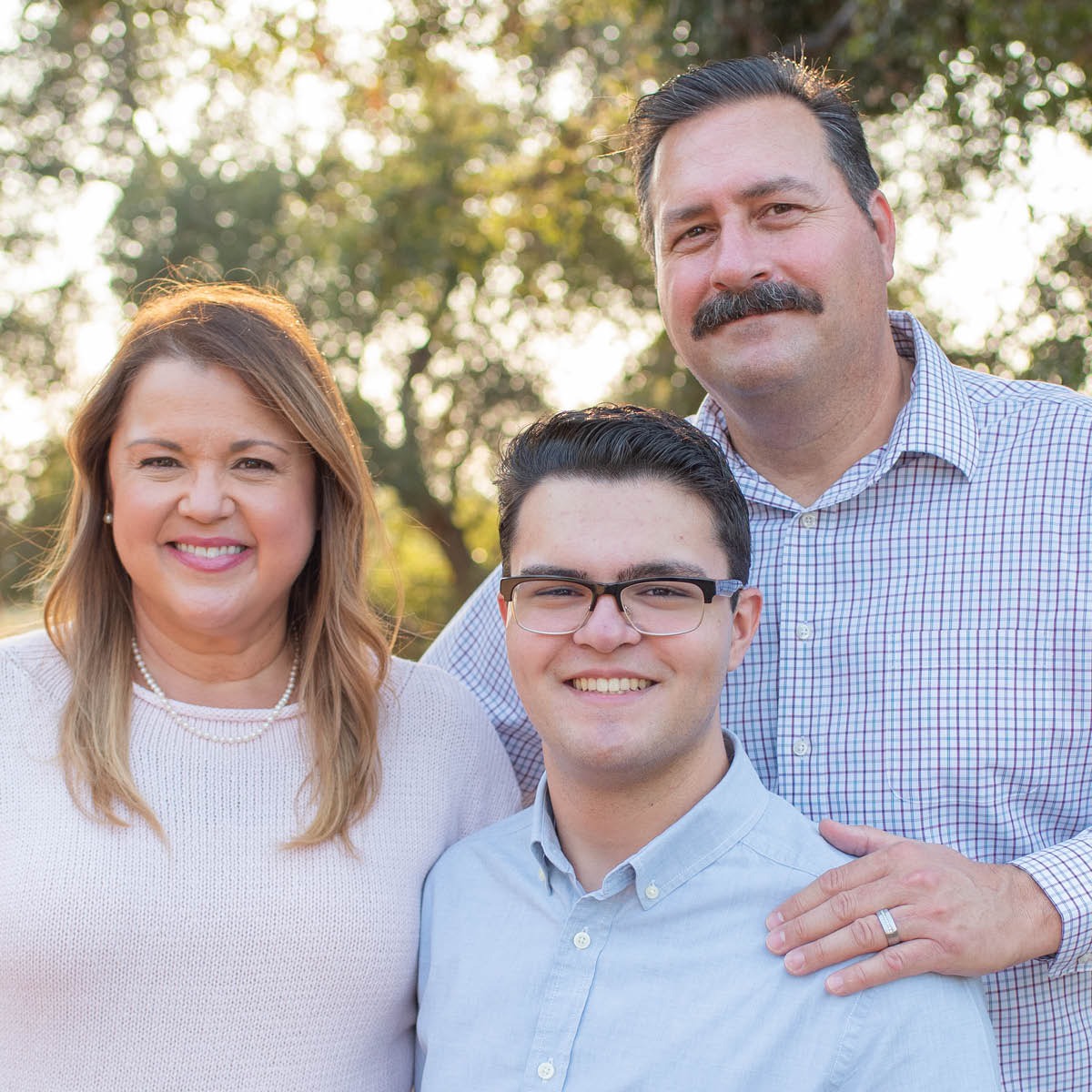 Caree, Judah ndi Robert.