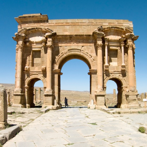 Arco de triunfo xalak Roma kTimgad