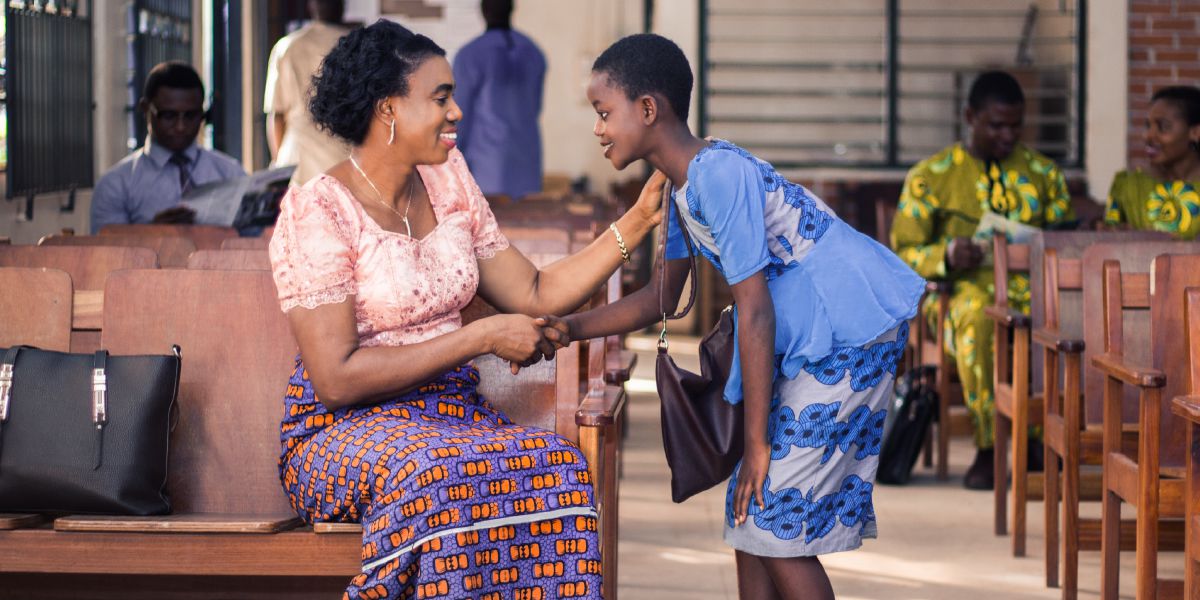 Tupela sista i gritim narapela narapela na sekan