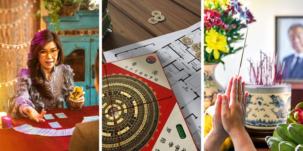 Ol piksa: 1. Wanpela meri i save tokaut long ol samting bai kamap bihain i ritim kas tarot long kastama. 2. Kompas bilong Feng shui na plen bilong plua bilong haus. 3. Wanpela i ofaim ol kaikai, ol plaua, na kukim paura i gat gutpela smel long ol tumbuna i dai pinis.