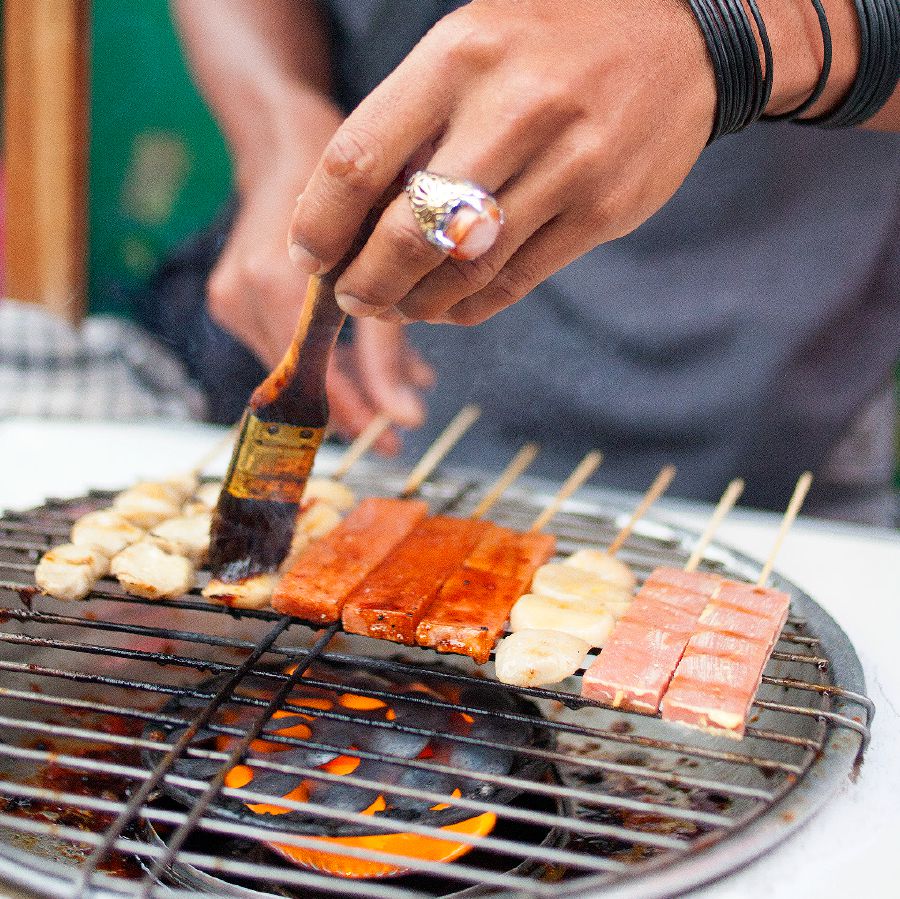 Nyama leyi tlhomiweke emhandzini