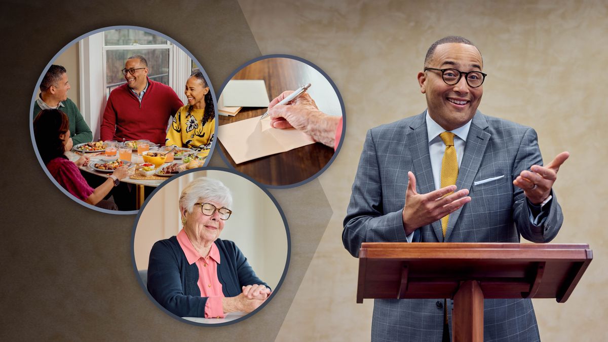 ผู้​ดู​แล​กำลัง​บรรยาย​ใน​การ​ประชุม​ประชาคม ชุด​รูป​ภาพ: วิธี​ที่​เรา​แสดง​ว่า​เห็น​ค่า​สิ่ง​ที่​ผู้​ดู​แล​ทำ 1. สามี​ภรรยา​คู่​หนึ่ง​กำลัง​กิน​ข้าว​กับ​ผู้​ดู​แล​และ​ภรรยา​ของ​เขา 2. พี่​น้อง​หญิง​สูง​อายุ​กำลัง​อธิษฐาน 3. พี่​น้อง​หญิง​สูง​อายุ​เขียน​การ์ด