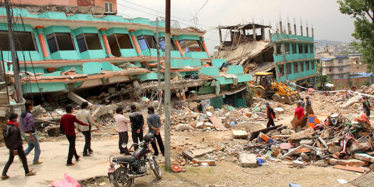 Nyumba zabwanganduka na chindindindi ku Nepal