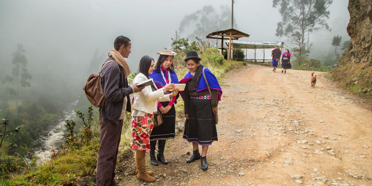 Ŵakaboni ŵakupharazgira ŵanakazi ŵaŵiri ku Colombia