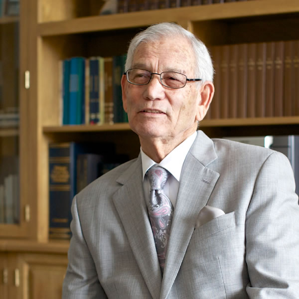 Ko Carlos Cázares