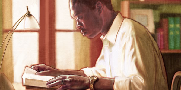 Ọkùnrin kan ń kẹ́kọ̀ọ́ Bíbélì