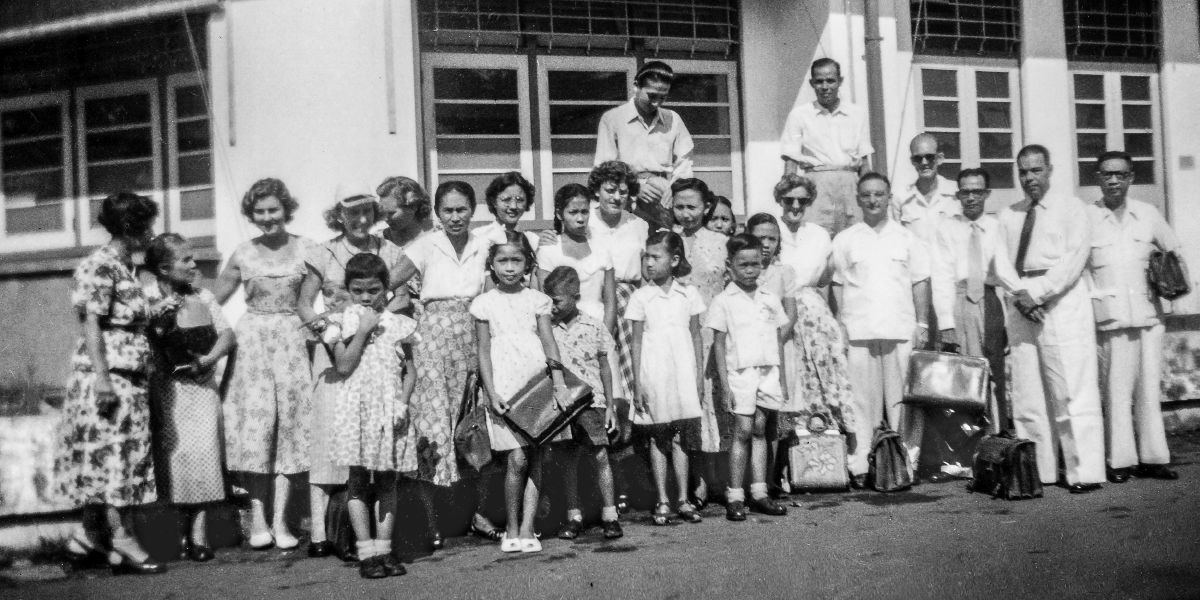 Ìjọ Surabaya, 1954