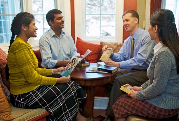 Jehovah’s Witnesses offering a Bible study