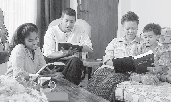 Isithombe ekhasini 24