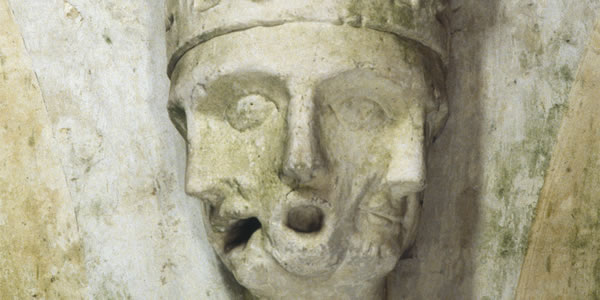 Unkulunkulu onguZiqu-zintathu, eFrance